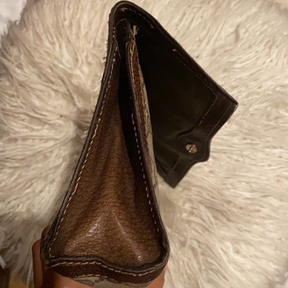 Gucci Vintage Clutch - Picture 3 of 13